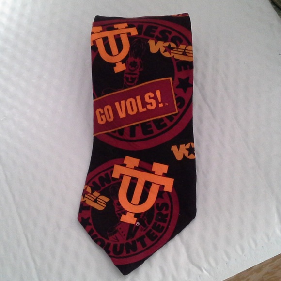 Ralph Marlin & Co. Other - |SOLD|Vintage UT Vols Silk Neck Tie *HOST PICK*